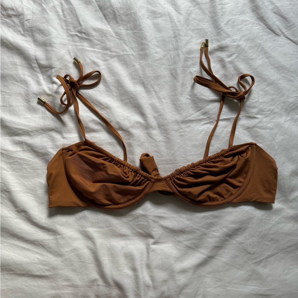 Monday Swimwear Underwire Bikini Top